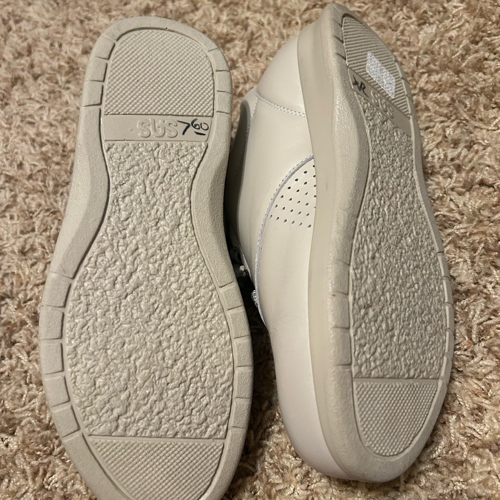 SAS size 7 women shoes - Picture 4 of 4